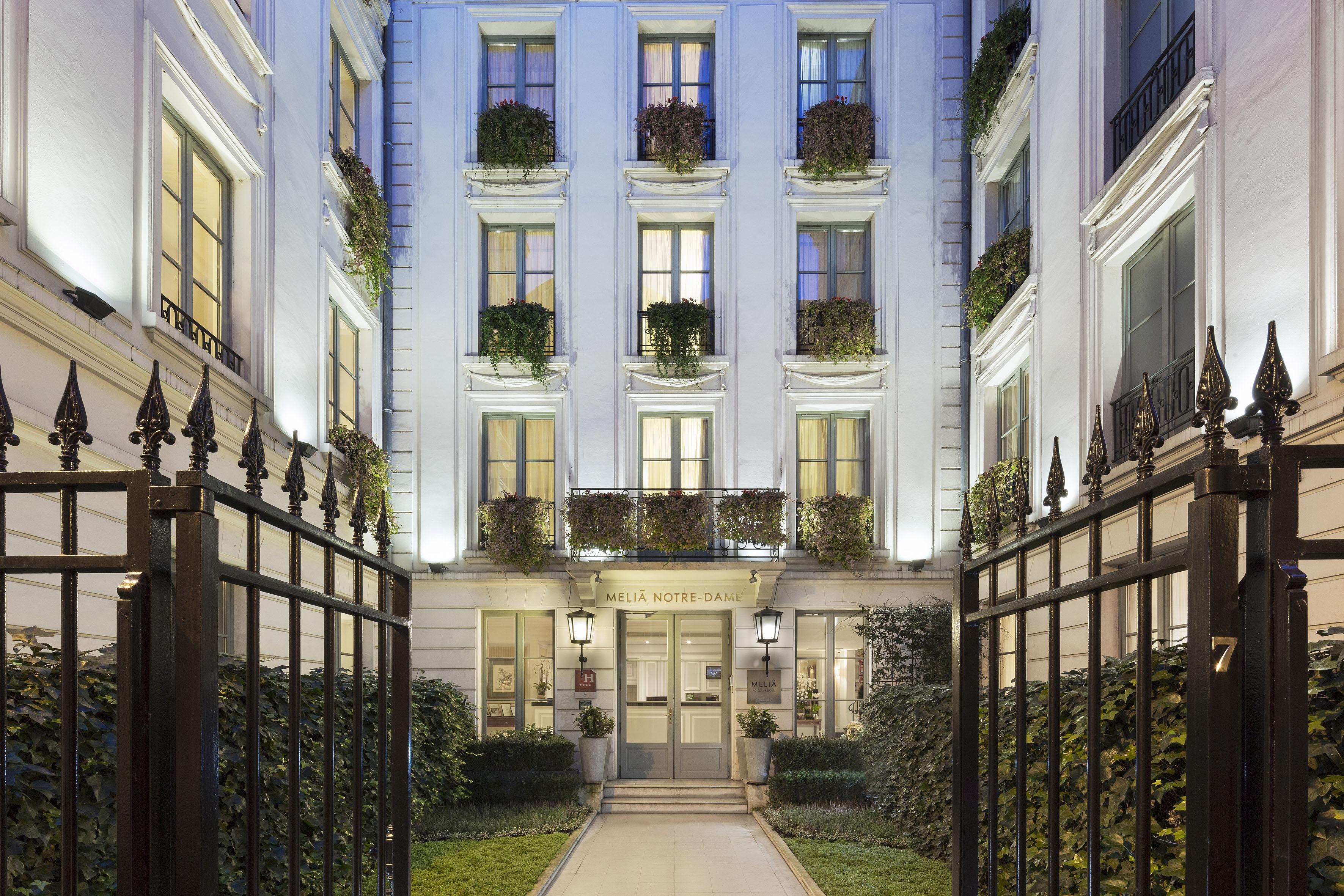 Maison Colbert Member Of Melia Collection Hotel Paris Exterior photo