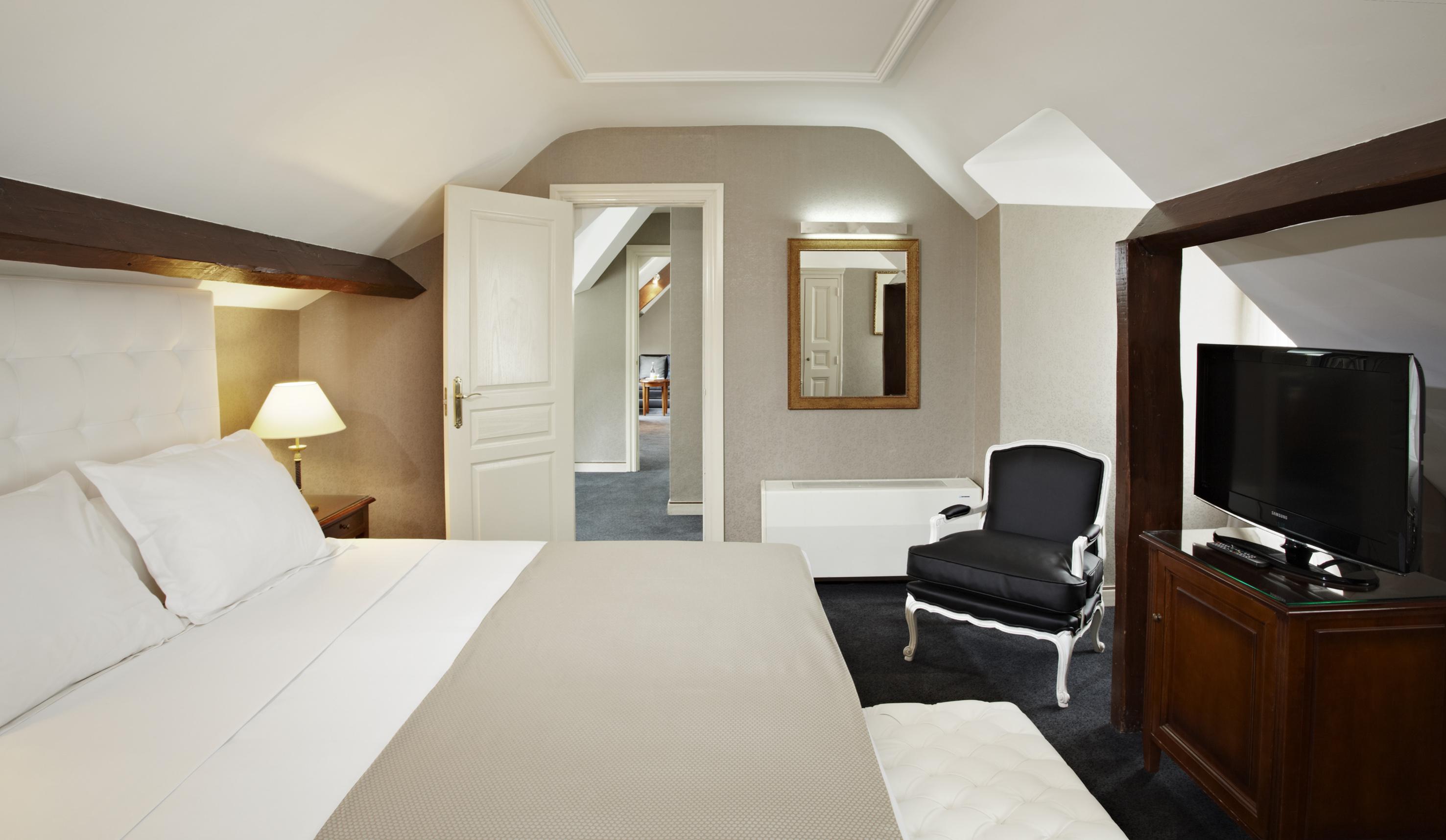 Maison Colbert Member Of Melia Collection Notre-Dame Paris Exterior photo